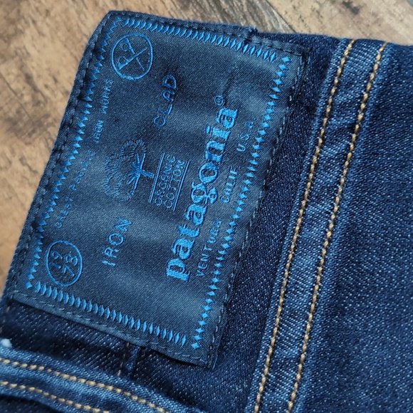 Patagonia Performance Straight Fit Jeans Size 30x32 Dark Blue Wash - Picture 5 of 10